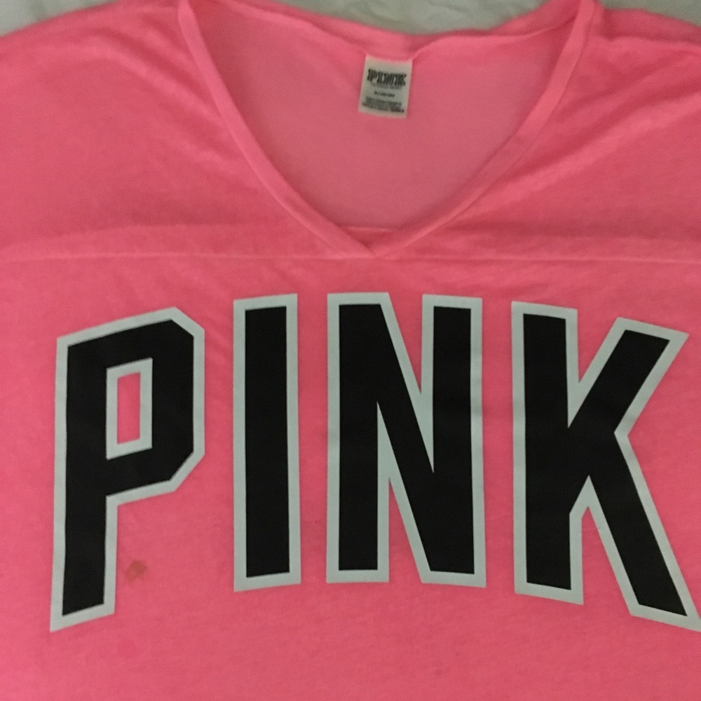 Victoria’s secret pink T-shirt